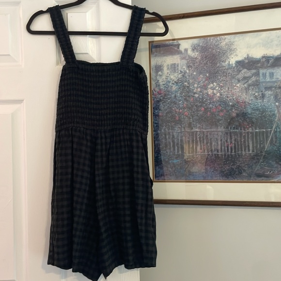 H&M Pants - H&M smocked grey black gingham romper size small